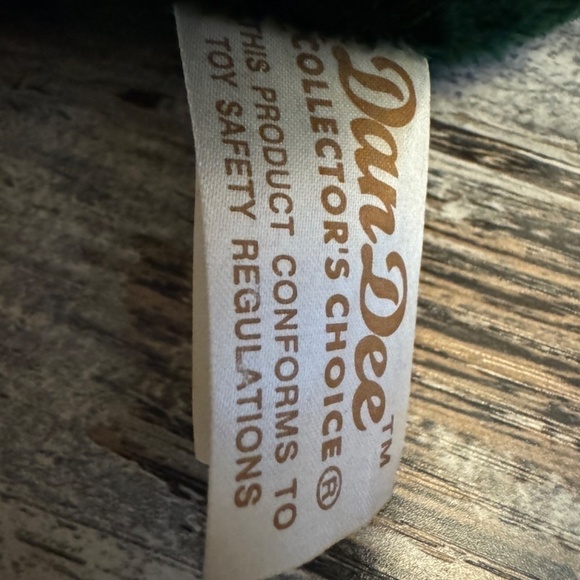 DanDee 2002 Christmas Bear Snowflake Friends Plush - Picture 6 of 6